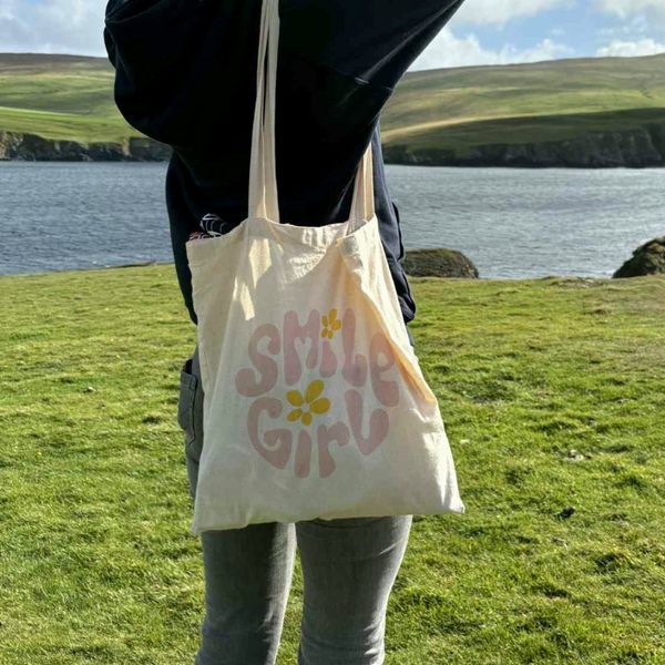 "Smile Girl" Totebag